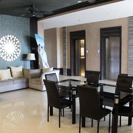 Luxanos Condo Place- San Marino Cebu Extérieur photo