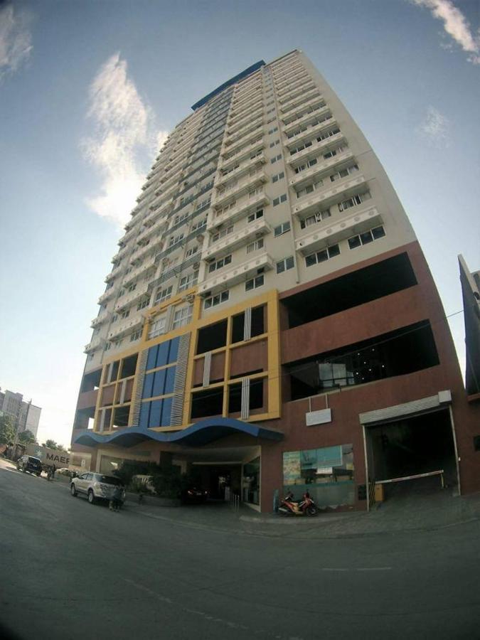 Luxanos Condo Place- San Marino Cebu Extérieur photo