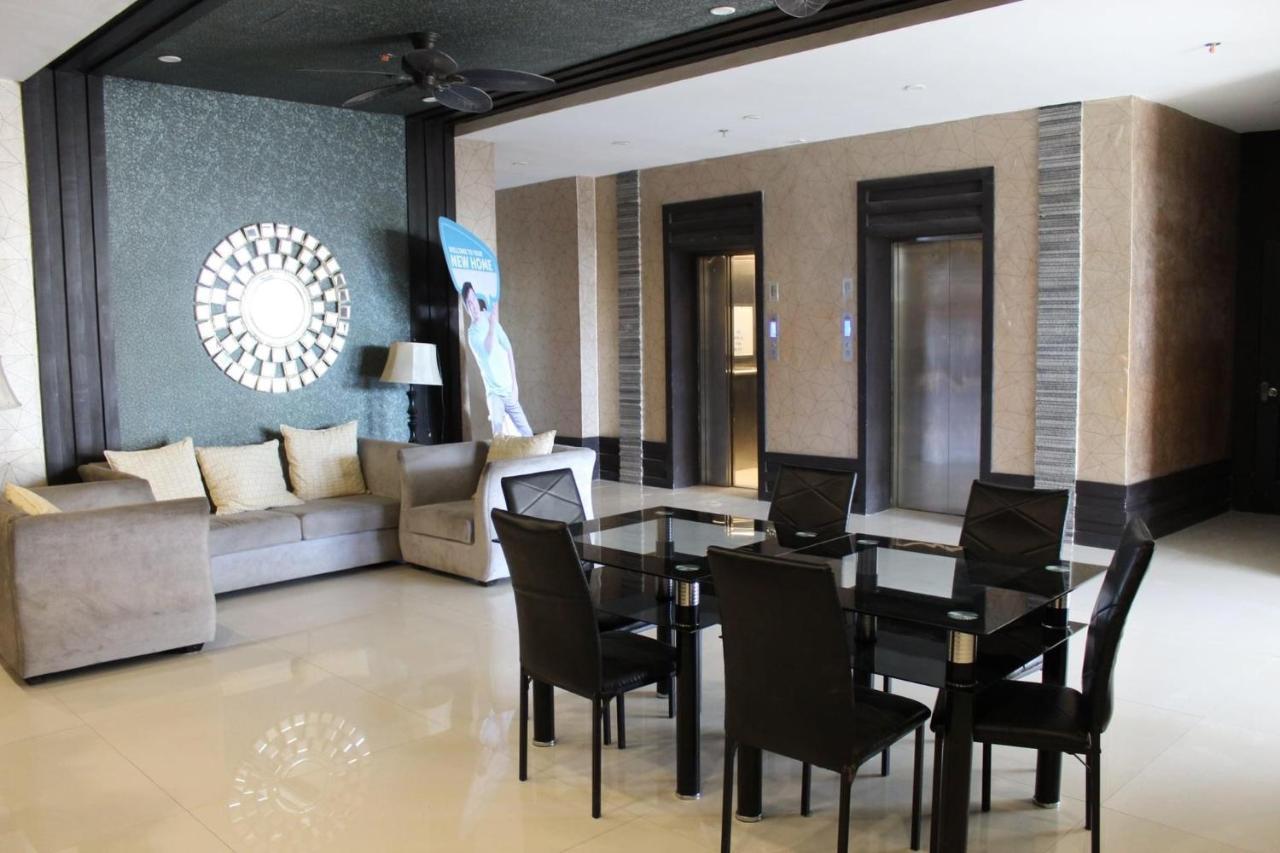 Luxanos Condo Place- San Marino Cebu Extérieur photo